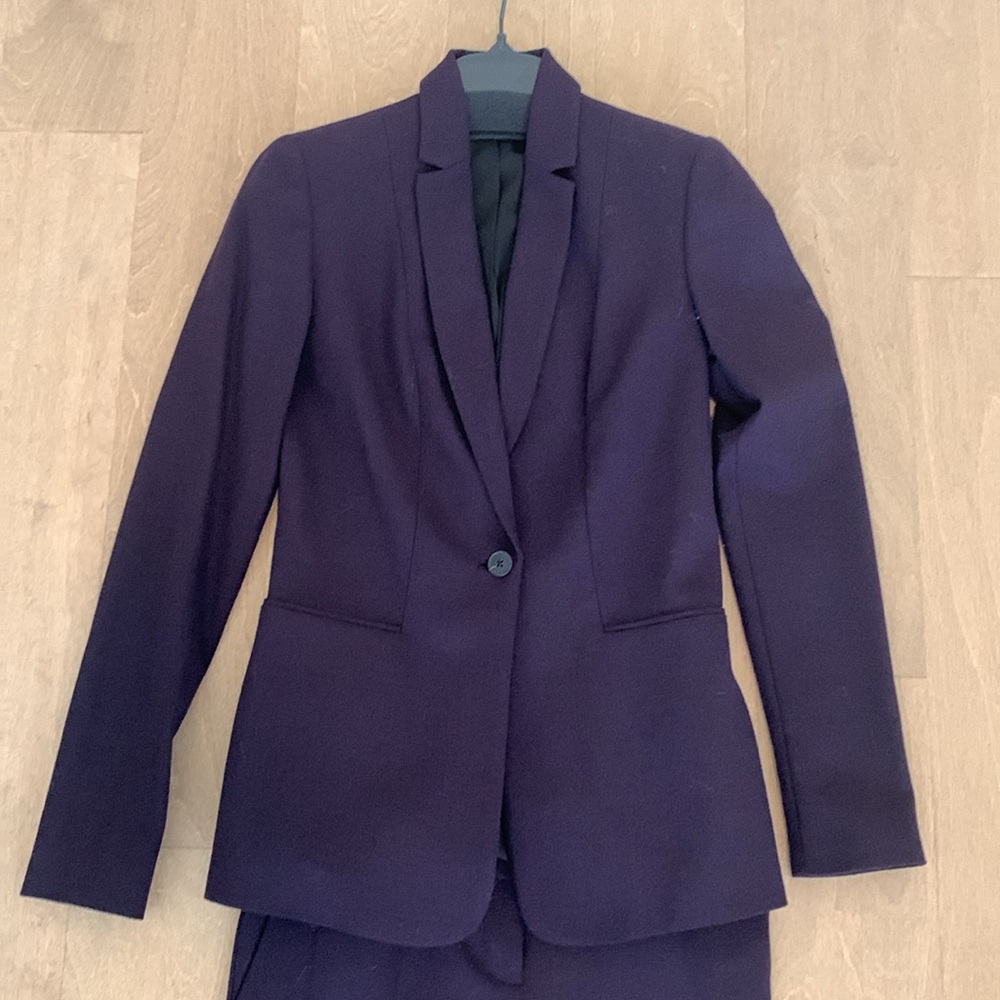Womens EliE Tahari Purple Blazer and Suit Set Size 0